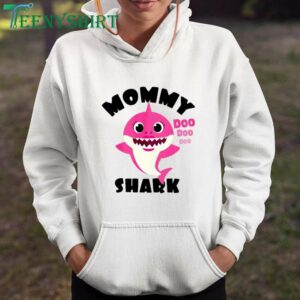 Mommy Shark Matching Family Gift Mother’s Day Cute Shark T-Shirt
